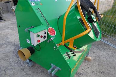 KRE-Kretzer Rotomat 4L Zapfwellenantrieb_04