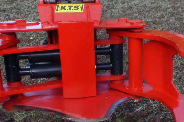 sb0206430kts_KTS_GE30_BaggerHolzgreifer-Messer_Logo