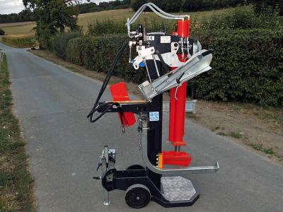 sb0214713bal HolzSpalter PRO-Serie PI TraktorHyd_Logo