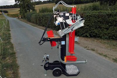 sb0214713bal HolzSpalter PRO-Serie PI TraktorHyd_Logo