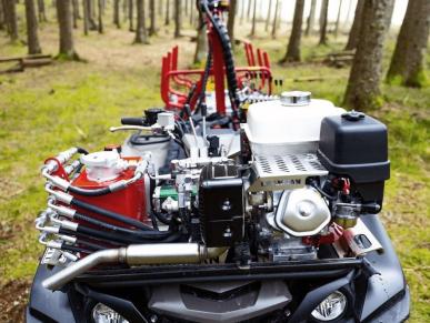 sb0218130kra_1850-Rückewagen-1.8t_Kran-3.5m_12sbf