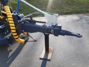 sb0218220kts_KTS-5.5t-Rückewagen_mit-Kran-5.4m_06sbf