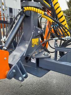 sb0218250kts_KTS8500_Rückewagen_Kran-6.4_14sbf