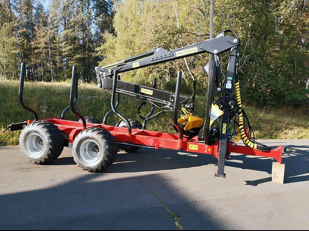 sb0218360mor_SF12_Rückewagen_12.0t_7.3m-Kran_08sbf