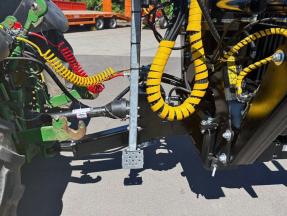 sb0218361mor_SF12_Rückewagen_12.0t_7.3m-Kran_AG_06sbf