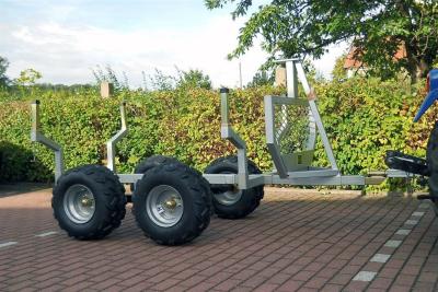 sb0218402sbf_BBS-LH1200_Rückewagen_ohne-Kran_Logo