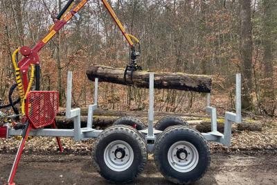 sb0218445sbf_SBF-ST4500_Rückewagen_mit-Kran-4.8m_Logo