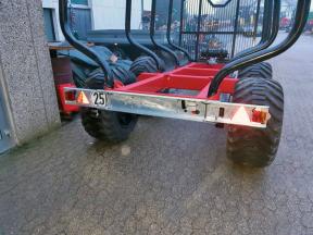 sb0218486sbf_Klappbare-Beleuchtung-Rückewagen_02sbf