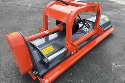 sb0614528sbf_SBF_AG280_Front+Heckmulcher_02sbf