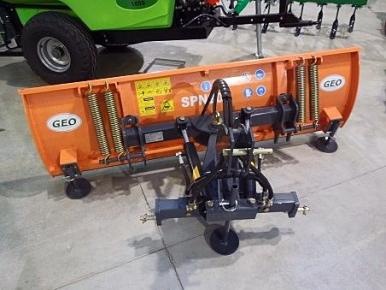 sb0808166geo_GEO-SPN-200-250_Schneeräumer_Hydr_06sbf